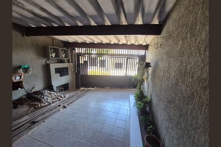 Garagem de casa à venda com 3 quartos, 143m² em Vila Camilópolis, Santo André