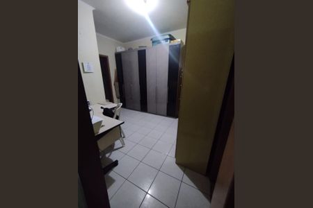 Quarto de casa à venda com 4 quartos, 125m² em Vila Lucinda, Santo André
