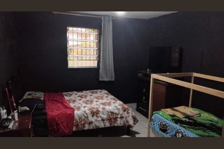 Casa à venda com 125m², 4 quartos e 2 vagas Casa à venda com 125m², 4 quartos e 2 vagasQuarto