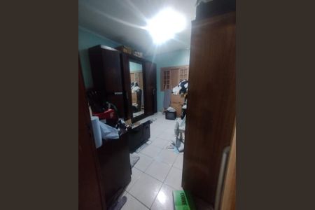 Casa à venda com 125m², 4 quartos e 2 vagas Casa à venda com 125m², 4 quartos e 2 vagasQuarto