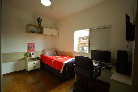 Casa à venda com 377m², 4 quartos e 4 vagasSuíte 3