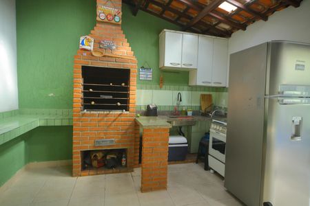 Casa à venda com 377m², 4 quartos e 4 vagasQuintal/Área de serviço 