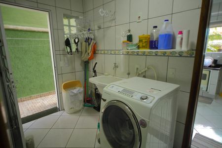 Casa à venda com 377m², 4 quartos e 4 vagasÁrea de Serviço