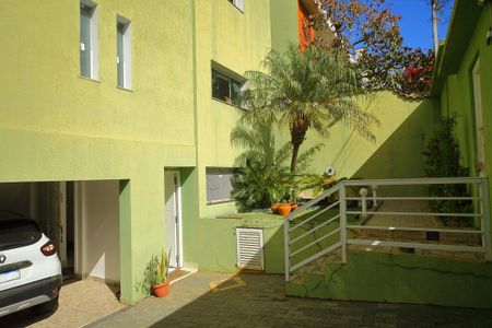 Casa à venda com 377m², 4 quartos e 4 vagasGaragem 