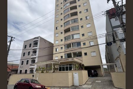 Apartamento à venda com 75m², 2 quartos e 1 vagaFachada e portaria 
