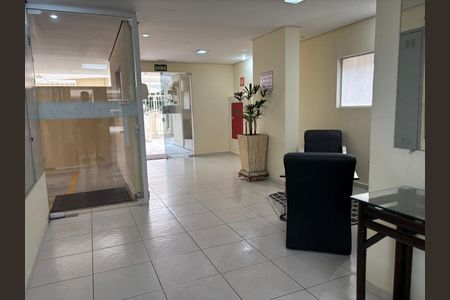 Apartamento à venda com 75m², 2 quartos e 1 vagaÁrea comum -hall de entrada 