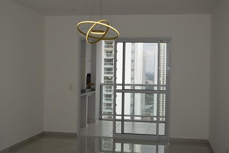 Sala de apartamento para alugar com 4 quartos, 160m² em Jardim Santa Barbara, Embu das Artes