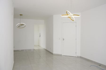 Sala de apartamento para alugar com 4 quartos, 160m² em Jardim Santa Barbara, Embu das Artes