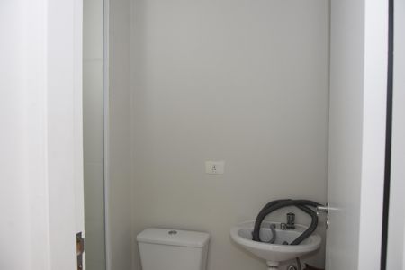 Apartamento para alugar com 160m², 4 quartos e 2 vagasBanheiro de serviço