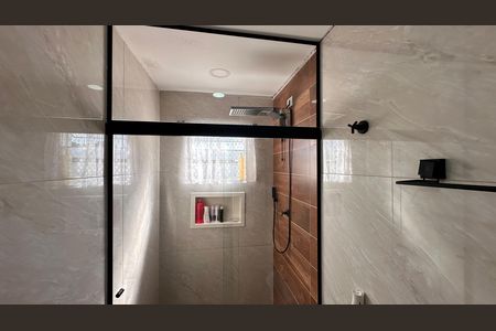 Casa para alugar com 250m², 4 quartos e 1 vaga