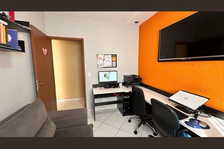 Casa para alugar com 250m², 4 quartos e 1 vaga