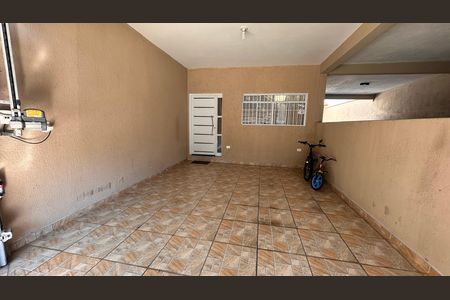 Casa para alugar com 250m², 4 quartos e 1 vaga