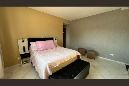 Casa para alugar com 250m², 4 quartos e 1 vaga
