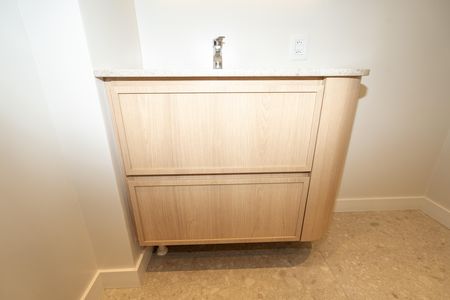 Banheiro de apartamento para alugar com 2 quartos, 133m² em Independência, Porto Alegre
