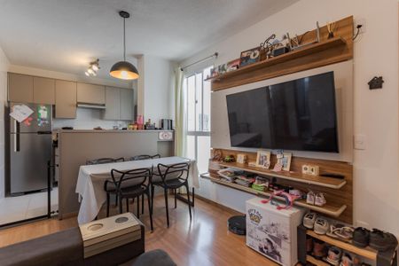 Apartamento para alugar com 45m², 2 quartos e 1 vaga Apartamento para alugar com 45m², 2 quartos e 1 vagaSala