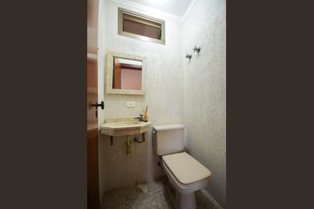 Apartamento à venda com 136m², 4 quartos e 3 vagas Apartamento à venda com 136m², 4 quartos e 3 vagasLavabo