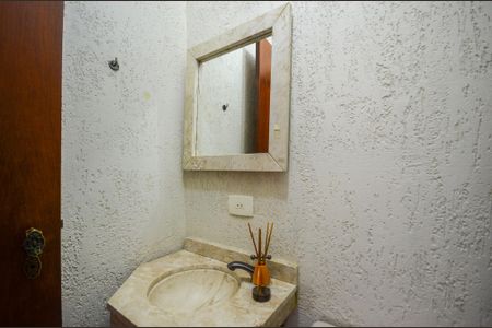 Apartamento à venda com 136m², 4 quartos e 3 vagas Apartamento à venda com 136m², 4 quartos e 3 vagasLavabo
