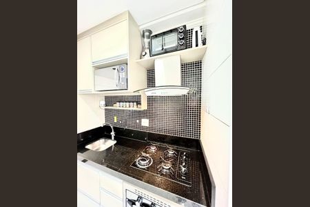 Apartamento à venda com 81m², 3 quartos e 2 vagas Apartamento à venda com 81m², 3 quartos e 2 vagasCozinha