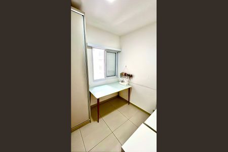 Apartamento à venda com 81m², 3 quartos e 2 vagas Apartamento à venda com 81m², 3 quartos e 2 vagasQuarto