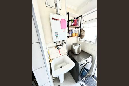 Apartamento à venda com 81m², 3 quartos e 2 vagas Apartamento à venda com 81m², 3 quartos e 2 vagasÁrea de Serviço