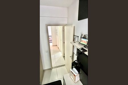 Apartamento à venda com 81m², 3 quartos e 2 vagas Apartamento à venda com 81m², 3 quartos e 2 vagasQuarto