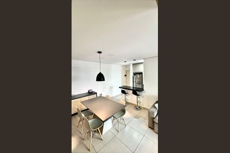 Apartamento à venda com 81m², 3 quartos e 2 vagas Apartamento à venda com 81m², 3 quartos e 2 vagasSala de Jantar