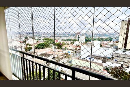 Apartamento à venda com 81m², 3 quartos e 2 vagas Apartamento à venda com 81m², 3 quartos e 2 vagasVaranda