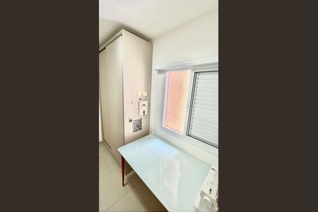 Apartamento à venda com 81m², 3 quartos e 2 vagas Apartamento à venda com 81m², 3 quartos e 2 vagasQuarto