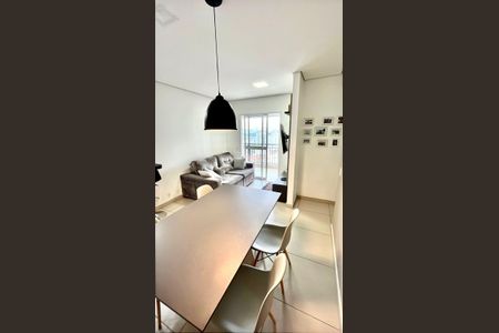 Apartamento à venda com 81m², 3 quartos e 2 vagas Apartamento à venda com 81m², 3 quartos e 2 vagasSala