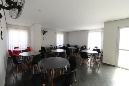 Apartamento à venda com 58m², 3 quartos e 1 vaga Apartamento à venda com 58m², 3 quartos e 1 vagaÁrea comum - Salão de festas
