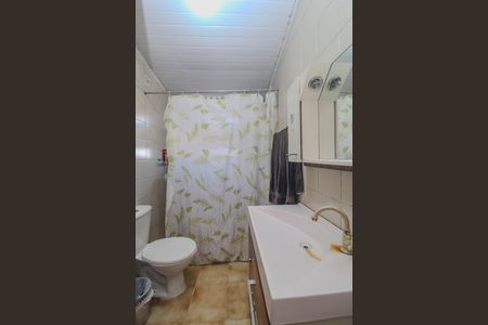 Casa à venda com 180m², 5 quartos e sem vaga Casa à venda com 180m², 5 quartos e sem vagaBanheiro