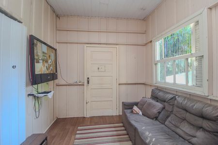 Casa à venda com 180m², 5 quartos e sem vaga Casa à venda com 180m², 5 quartos e sem vagaSala