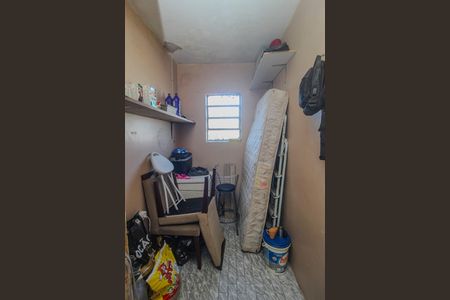 Casa à venda com 180m², 5 quartos e sem vaga Casa à venda com 180m², 5 quartos e sem vagaQuarto de serviço