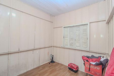 Casa à venda com 180m², 5 quartos e sem vaga Casa à venda com 180m², 5 quartos e sem vagaQuarto 1