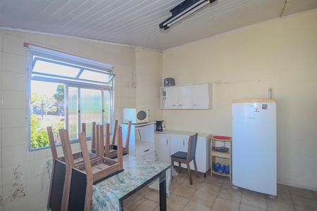 Cozinha de casa à venda com 5 quartos, 180m² em Teresópolis, Porto Alegre