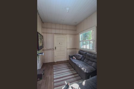 Sala de casa à venda com 5 quartos, 180m² em Teresópolis, Porto Alegre