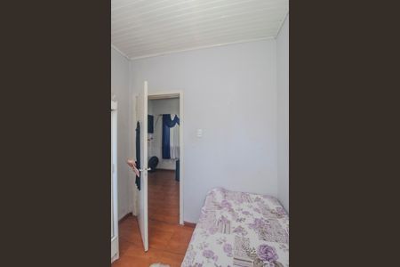 Casa à venda com 180m², 5 quartos e sem vaga Casa à venda com 180m², 5 quartos e sem vagaQuarto 4