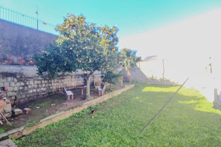 Casa à venda com 180m², 5 quartos e sem vaga Casa à venda com 180m², 5 quartos e sem vagaQuintal
