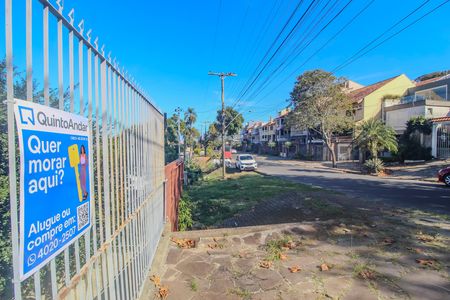 Casa à venda com 180m², 5 quartos e sem vaga Casa à venda com 180m², 5 quartos e sem vagaFachada