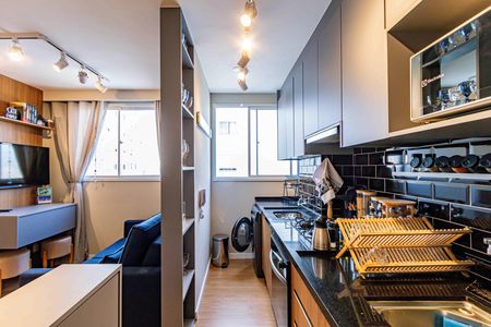 Cozinha de apartamento para alugar com 2 quartos, 42m² em Barra Funda, São Paulo