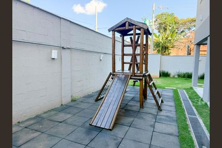 Apartamento à venda com 63m², 2 quartos e 1 vaga Apartamento à venda com 63m², 2 quartos e 1 vagaÁrea comum - Playground