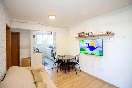 Apartamento à venda com 63m², 2 quartos e 1 vaga Apartamento à venda com 63m², 2 quartos e 1 vagaSala