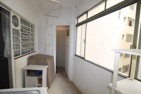 Apartamento à venda com 108m², 3 quartos e sem vagaÁrea de Serviço