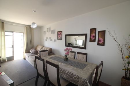 Apartamento à venda com 108m², 3 quartos e sem vagaSala