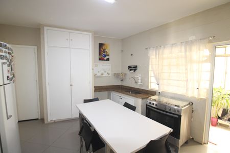 Apartamento à venda com 108m², 3 quartos e sem vagaCozinha