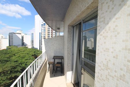 Apartamento à venda com 108m², 3 quartos e sem vagaSala - Varanda