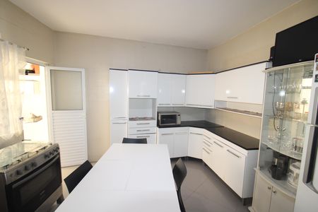 Apartamento à venda com 108m², 3 quartos e sem vagaCozinha