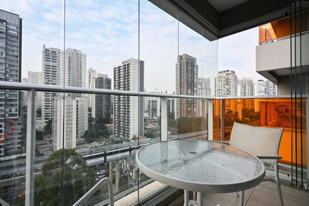 Varanda de kitnet/studio para alugar com 1 quarto, 35m² em Brooklin, São Paulo