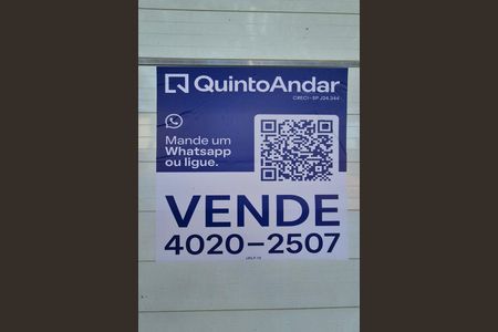 Casa à venda com 180m², 3 quartos e 2 vagas Casa à venda com 180m², 3 quartos e 2 vagasPlaca Instalada