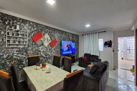 Sala de casa para alugar com 3 quartos, 180m² em Núcleo Residencial Vila Vitória, Campinas